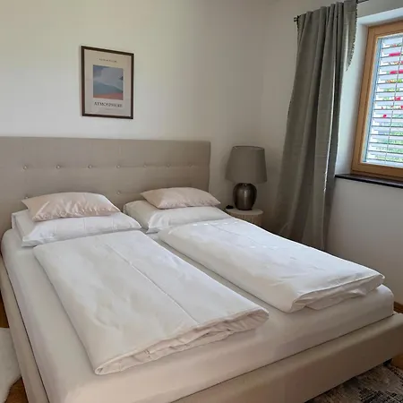 Apartment Gartenwohnung Nussdorf am Attersee